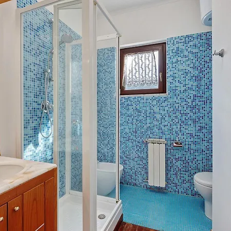 アパート Luxury Blue ソレント