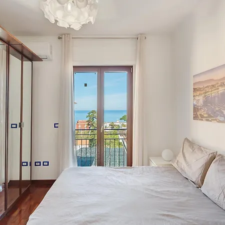 アパート Luxury Blue *